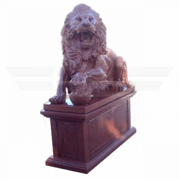 naturalstone_sculpture_Lion_decorativ_residentialdesign_weltstein